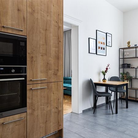 Stay2Gether City Buzz Apt - O2 Arena - Sleeps 6 Prag Exterior foto